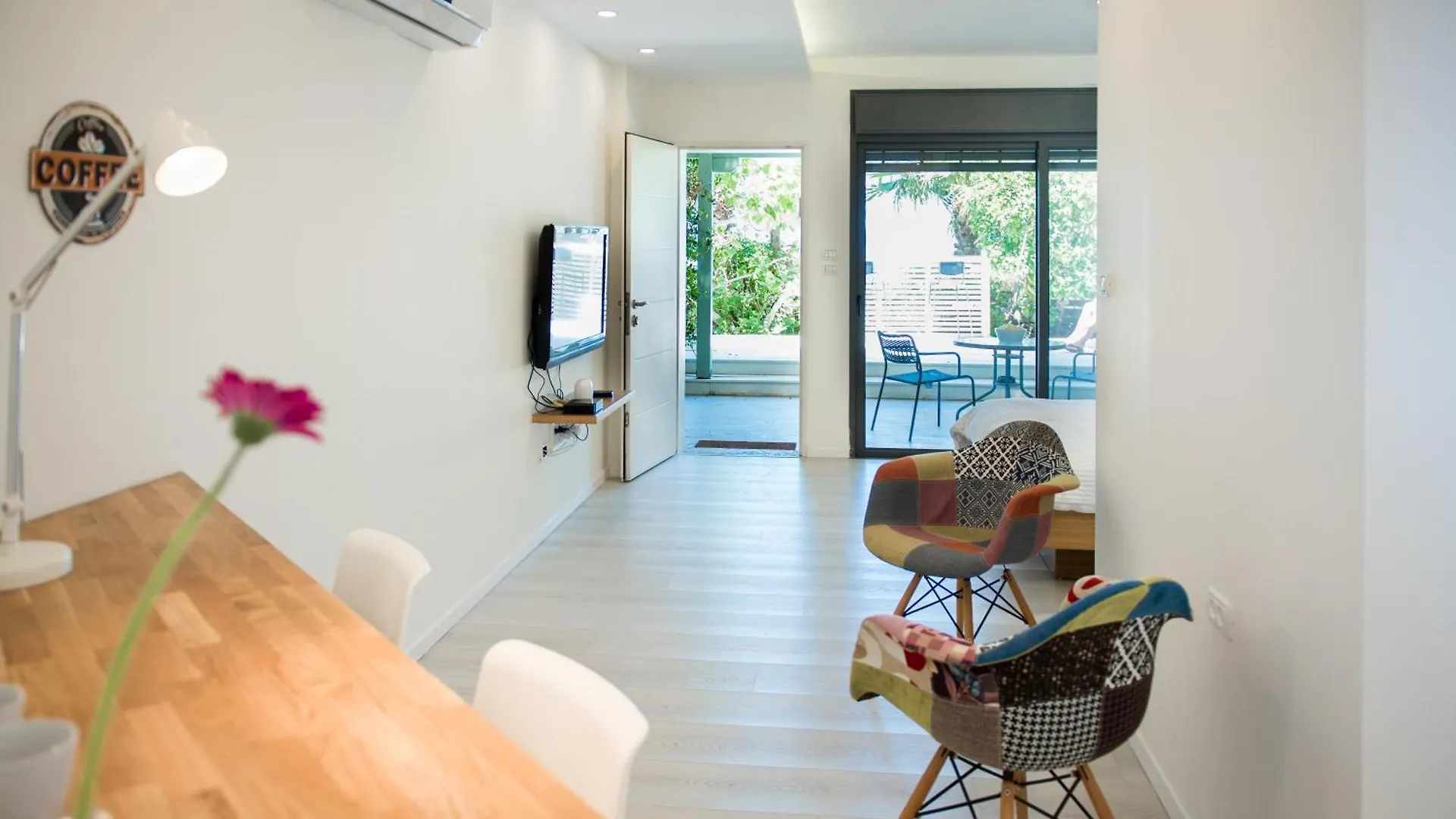 Wallenberg Oasis Apartments Haifa