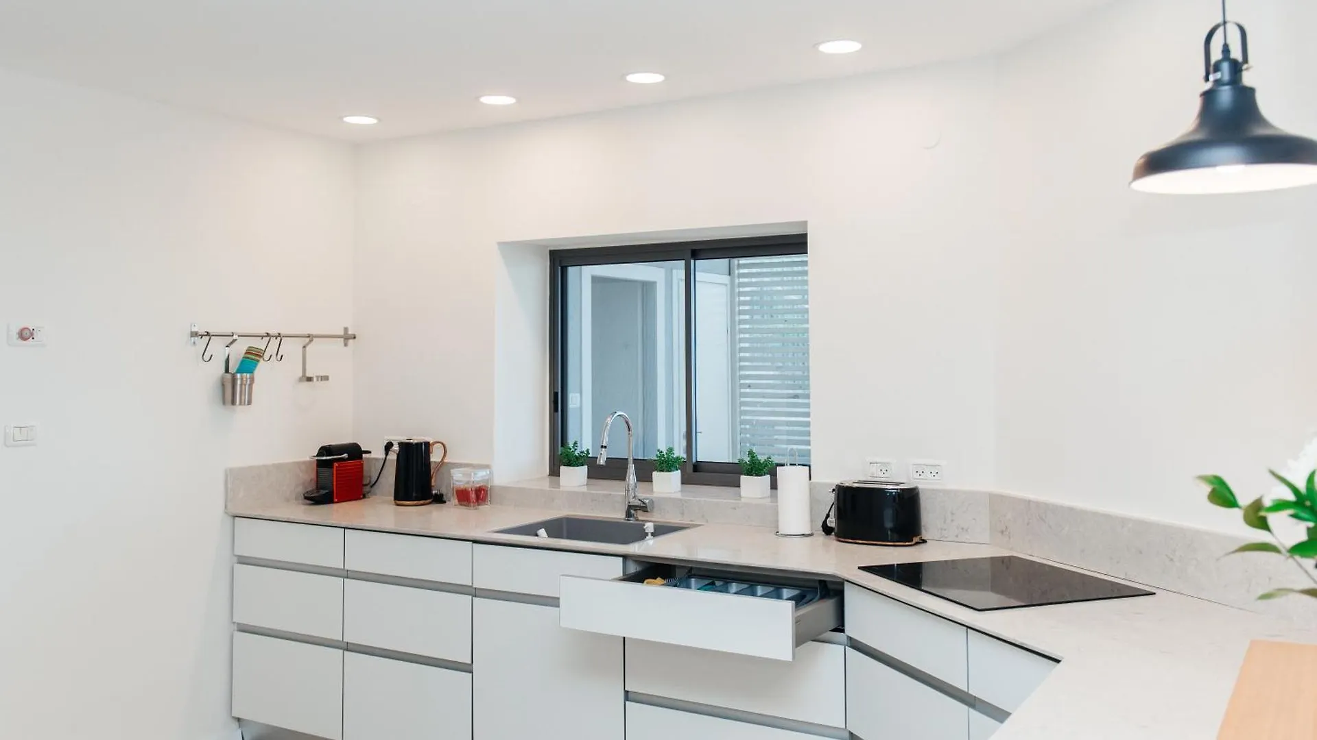 Wallenberg Oasis Apartments Haifa